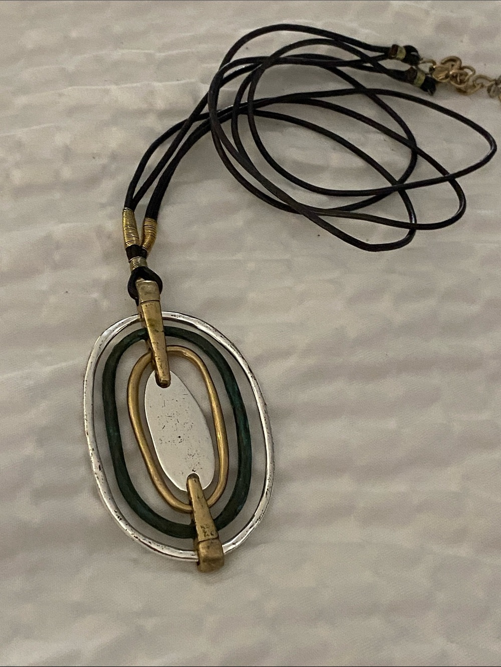Robert Lee Morris Multi-Tone Oval abstract vintage Pendant Necklace - Picture 3 of 7